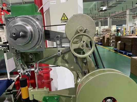 Mesin Riveting Tubular Kerongkongan Untuk Pakaian Kulit Riveting Plastik Logam