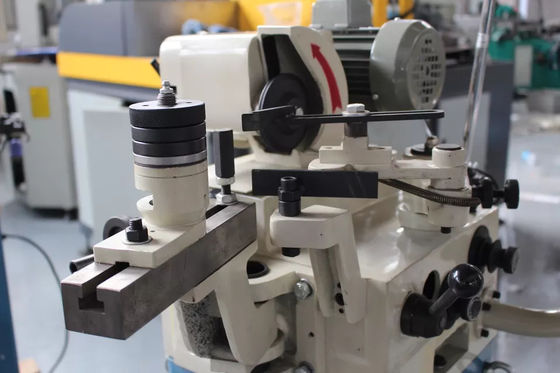 MC-450 Profesional Cepat Chamfering 4200rpm Mesin pengasah gergaji lingkaran